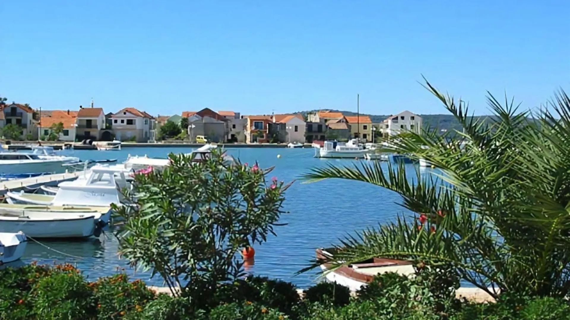 Modernes Appartement Mit Balkon Bibinje 0*,  Croatia
